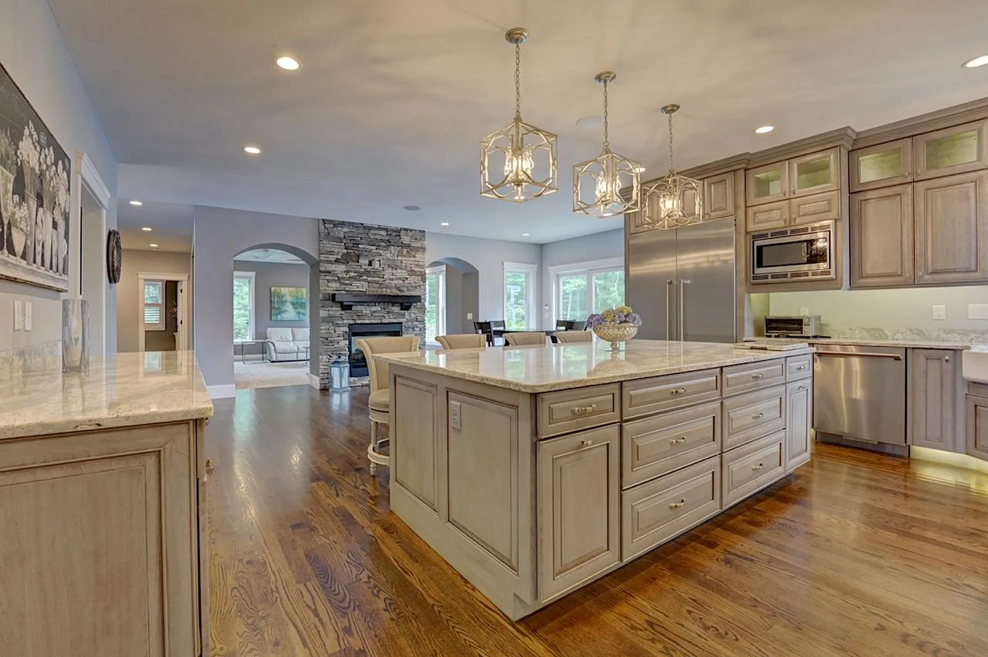 34 London Bridge Road Windham NH 03087