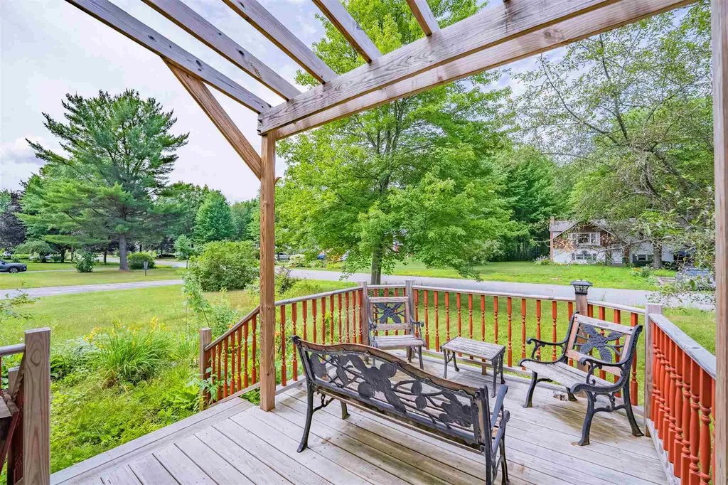 306 Lamplite Lane Williston VT 05495