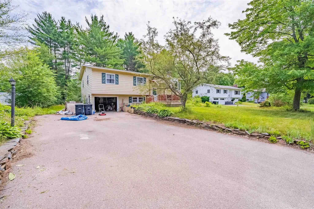 306 Lamplite Lane Williston VT 05495