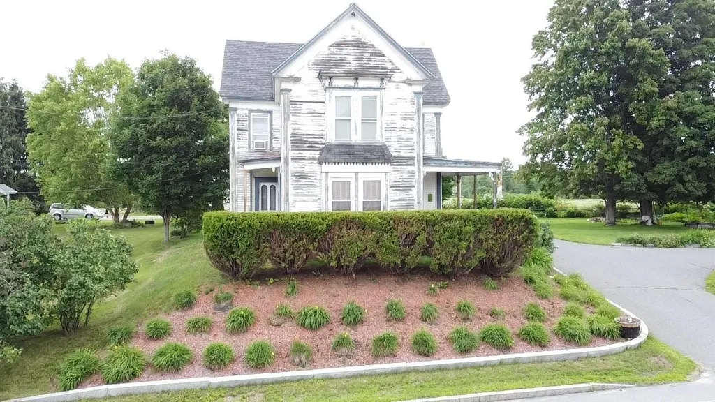 65 Benton Road Haverhill NH 03774