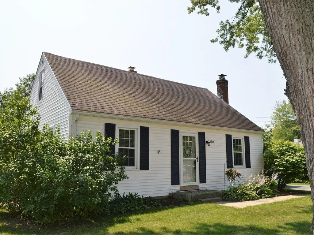 102 Abnaki Avenue Essex VT 05452
