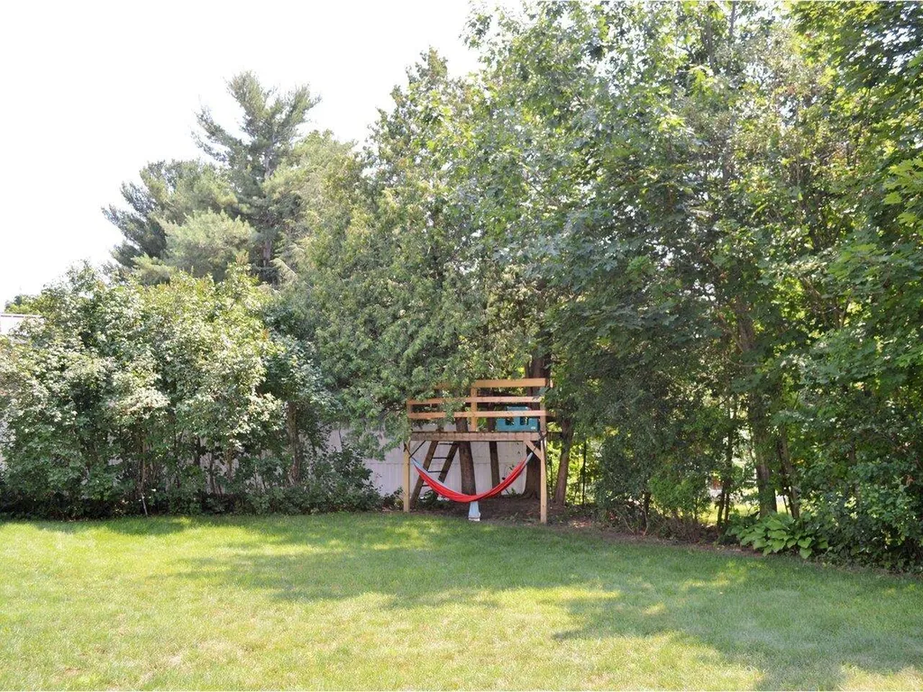 102 Abnaki Avenue Essex VT 05452