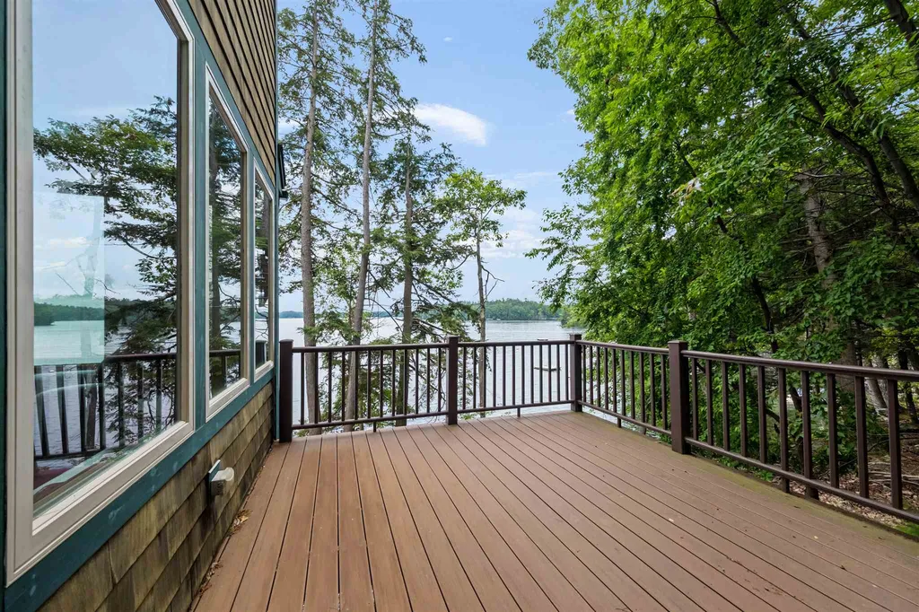 18 Mark Island Gilford NH 03249