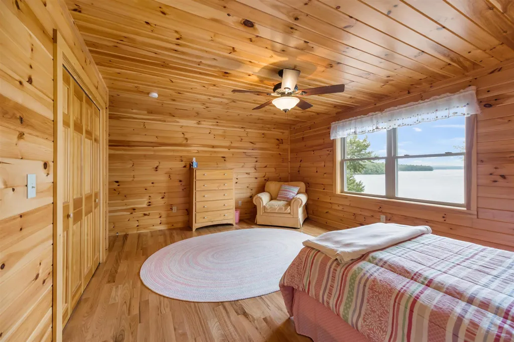 18 Mark Island Gilford NH 03249