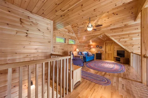 18 Mark Island Gilford NH 03249