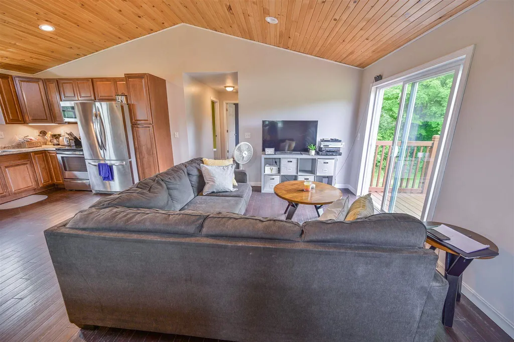 256 Osborne Road Barre Town VT 05641