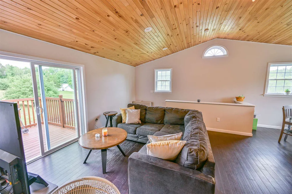 256 Osborne Road Barre Town VT 05641