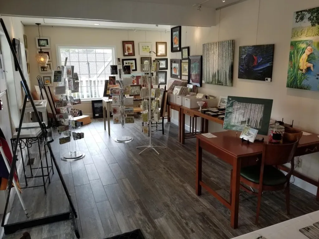 76 North Main Street Wolfeboro NH 03894