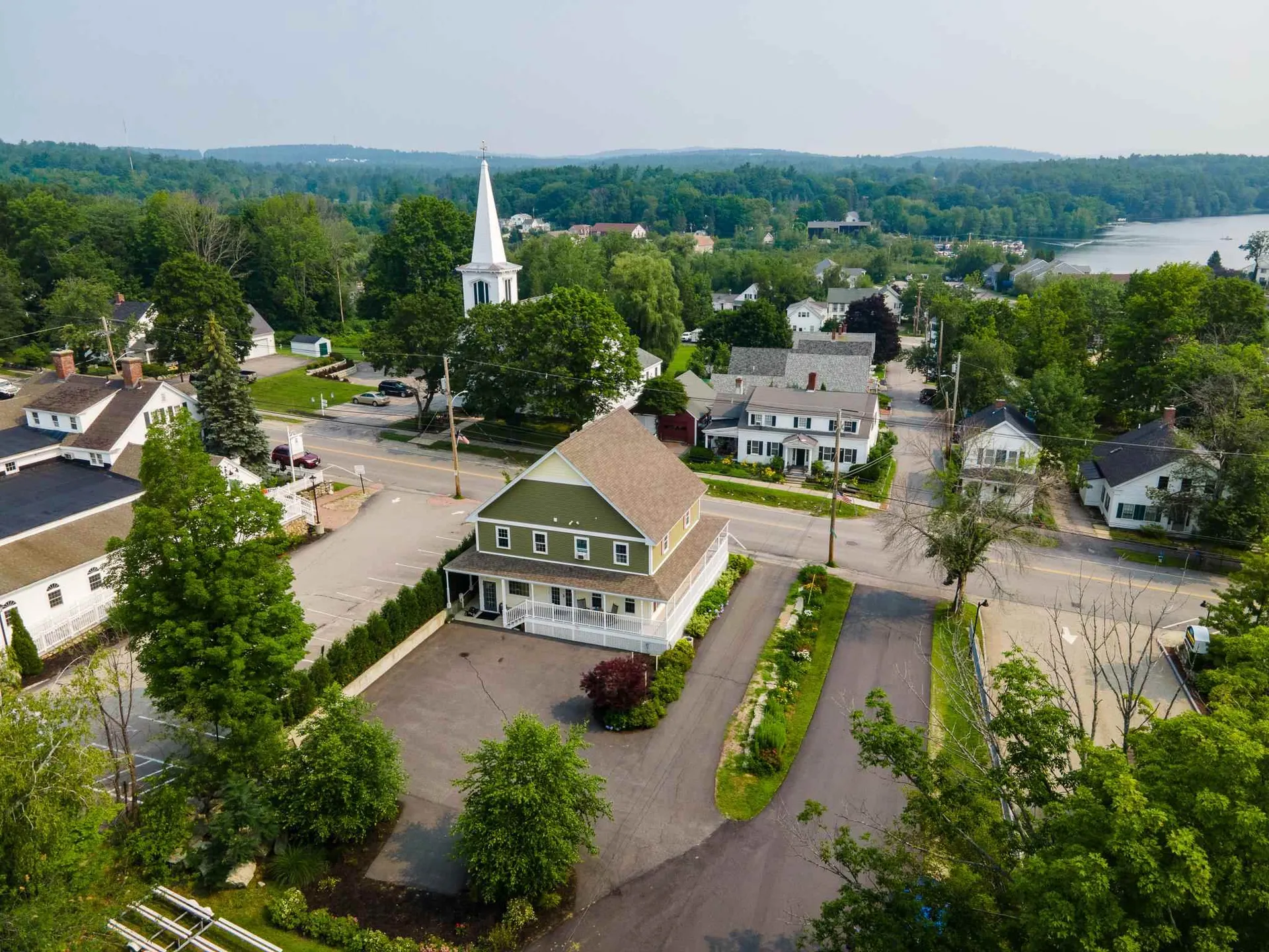 76 North Main Street Wolfeboro NH 03894