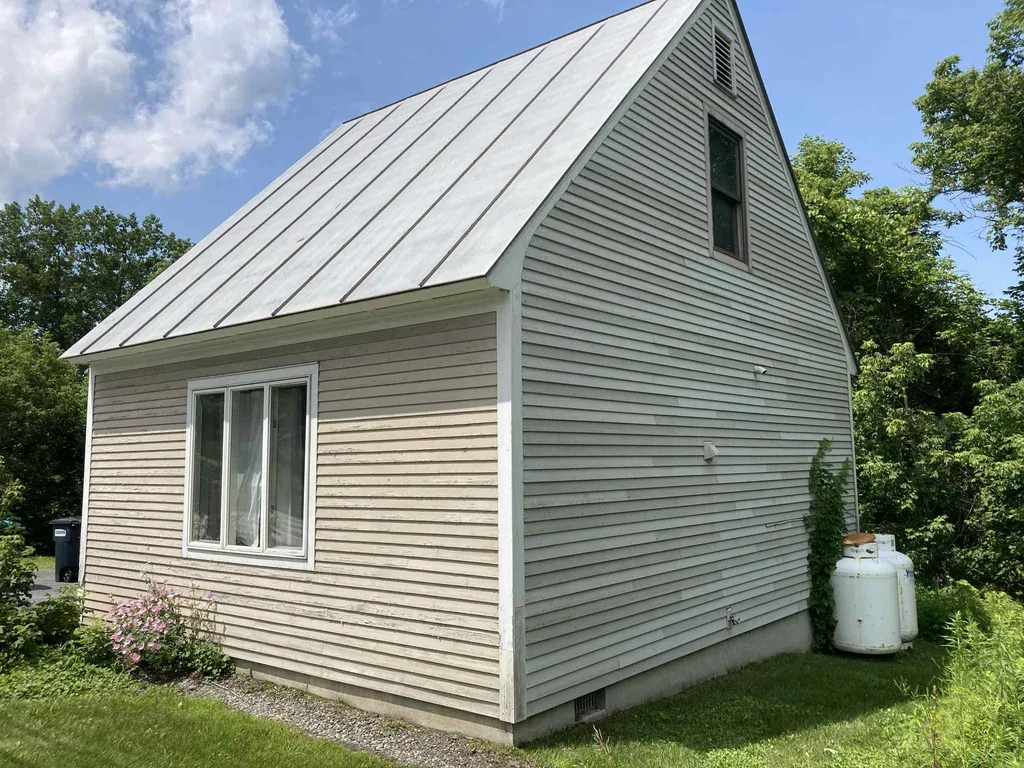 897 East Woodstock Road Woodstock VT 05091