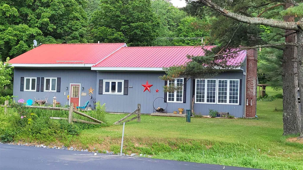 1990 Pucker Street Stowe VT 05672