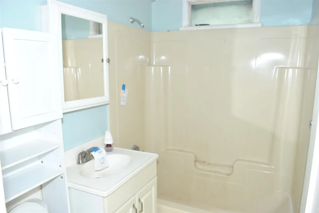 17-19 Goodrich Street Kittery ME 03904