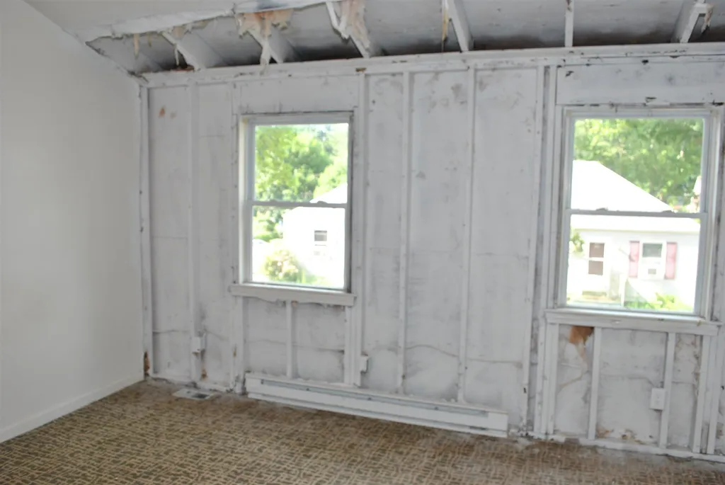 17-19 Goodrich Street Kittery ME 03904