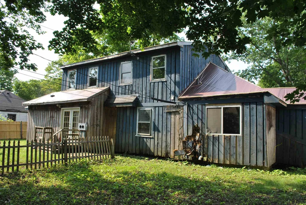 17-19 Goodrich Street Kittery ME 03904