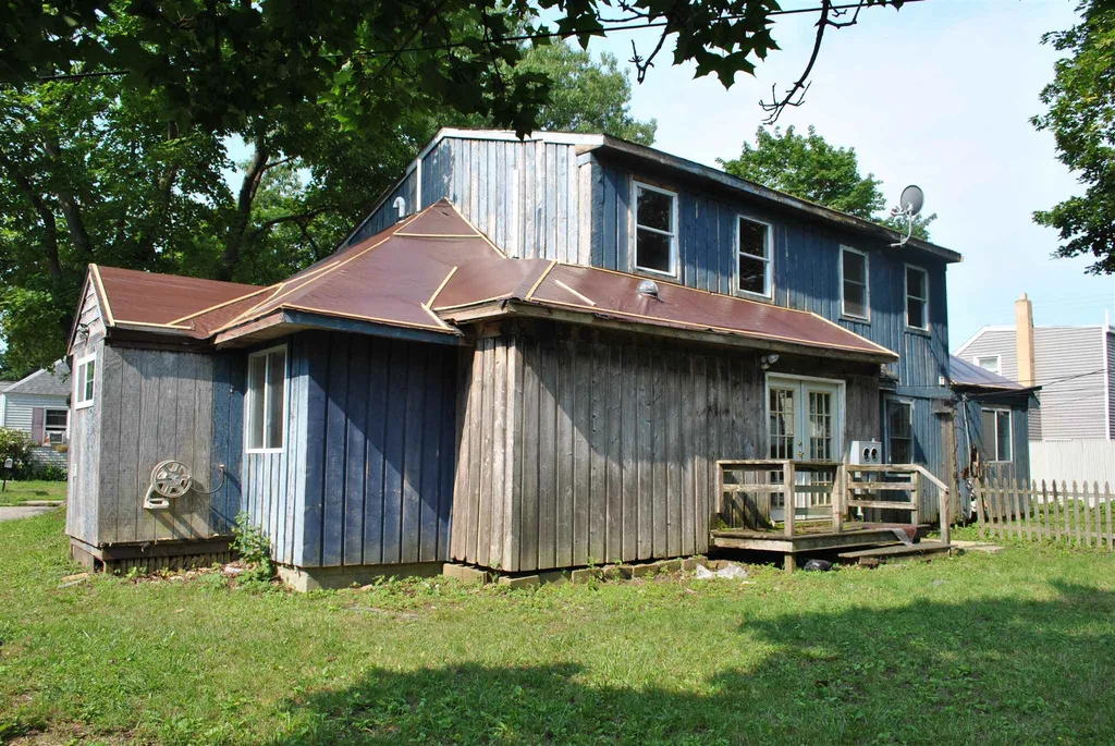17-19 Goodrich Street Kittery ME 03904