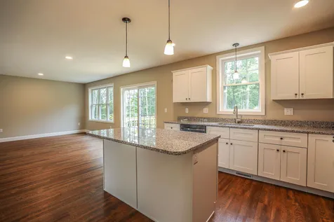 34 Kelmar Drive Rochester NH 03867