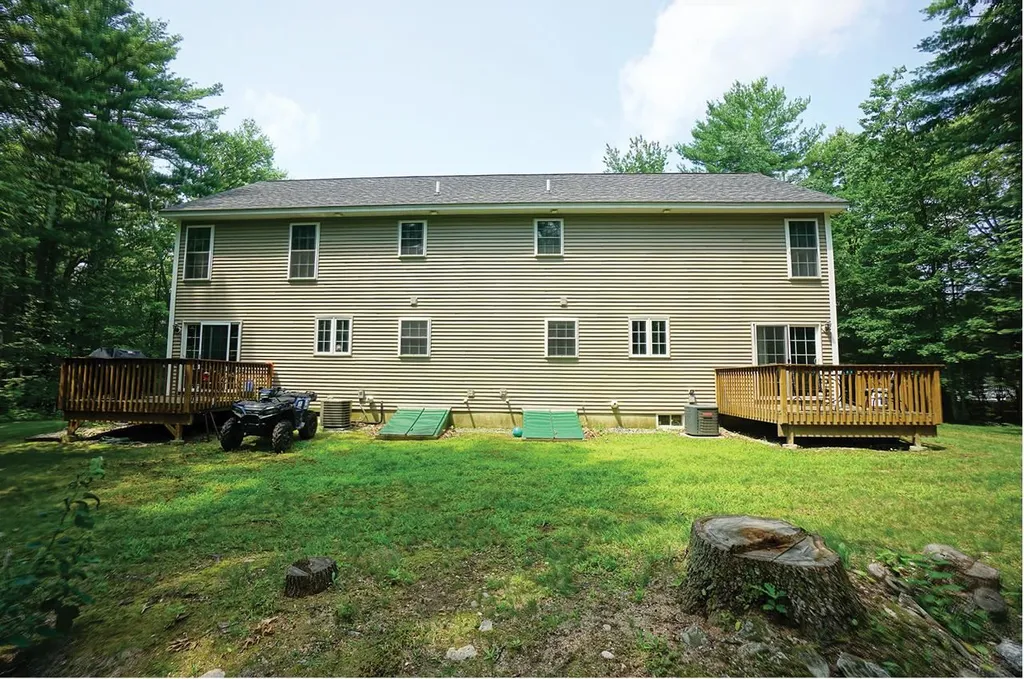 116 High Range Road Londonderry NH 03053