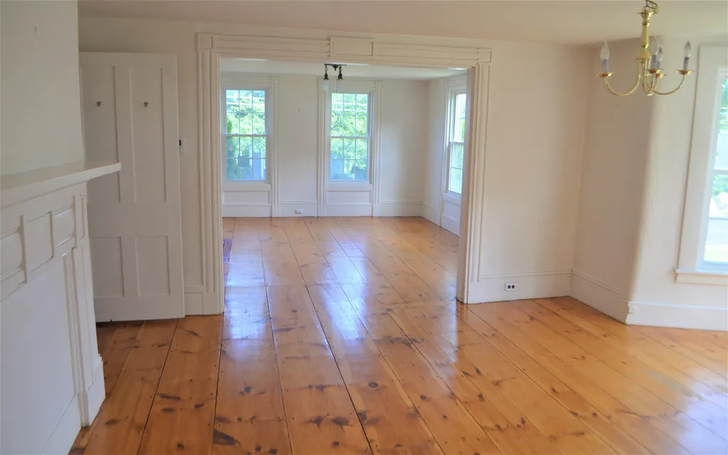 58 Prospect Street Henniker NH 03242