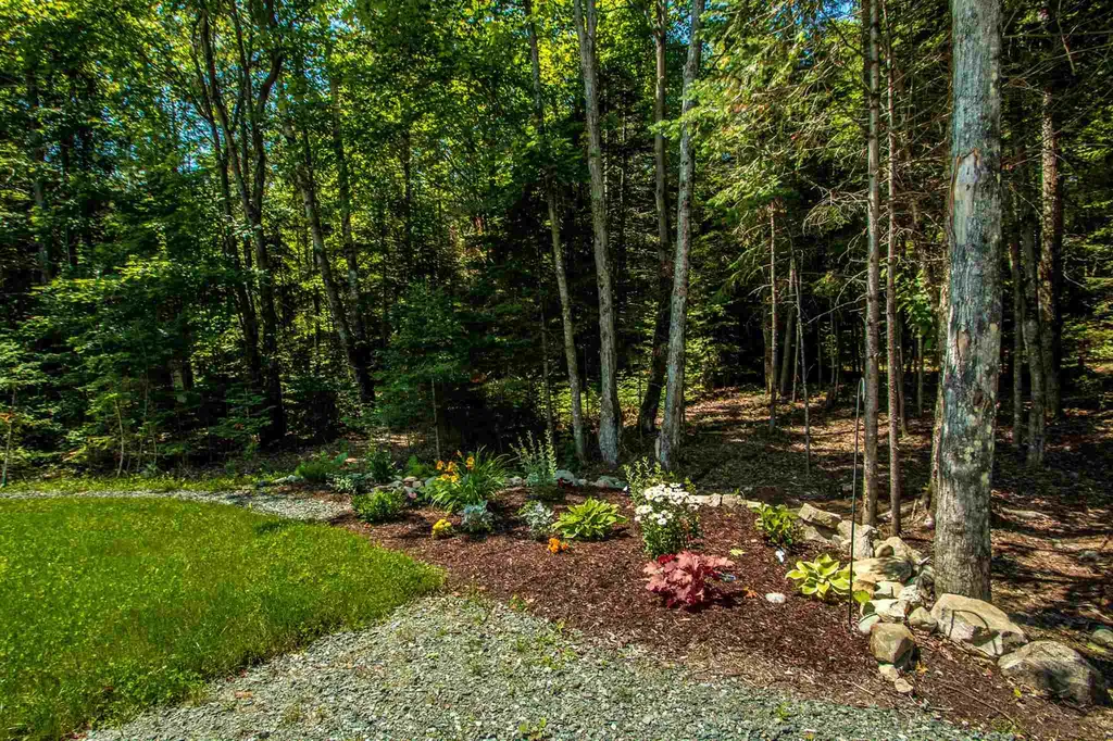 93 Jason Avenue Jefferson NH 03583