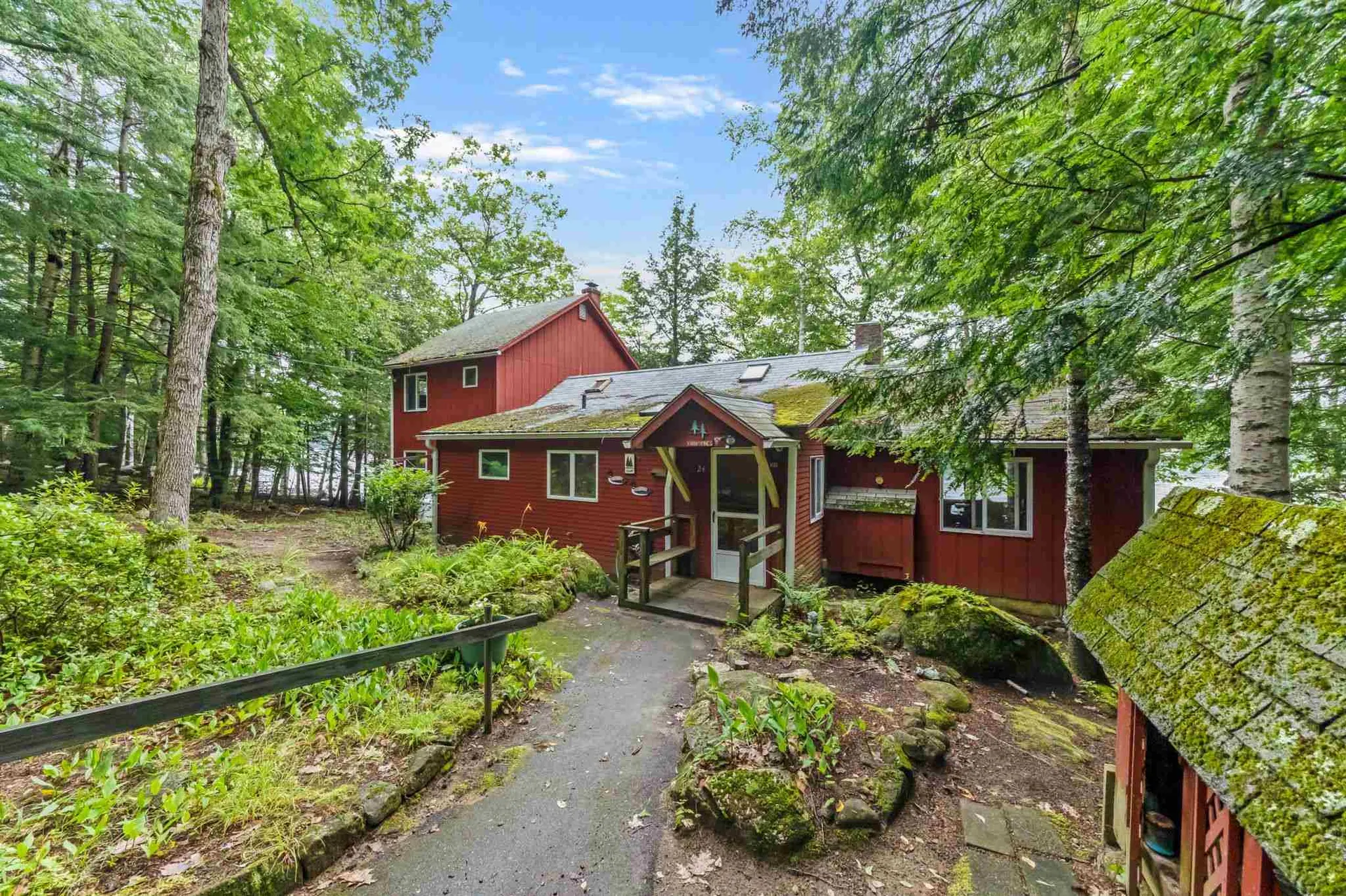 24 Boulder Lane Moultonborough NH 03254-4845
