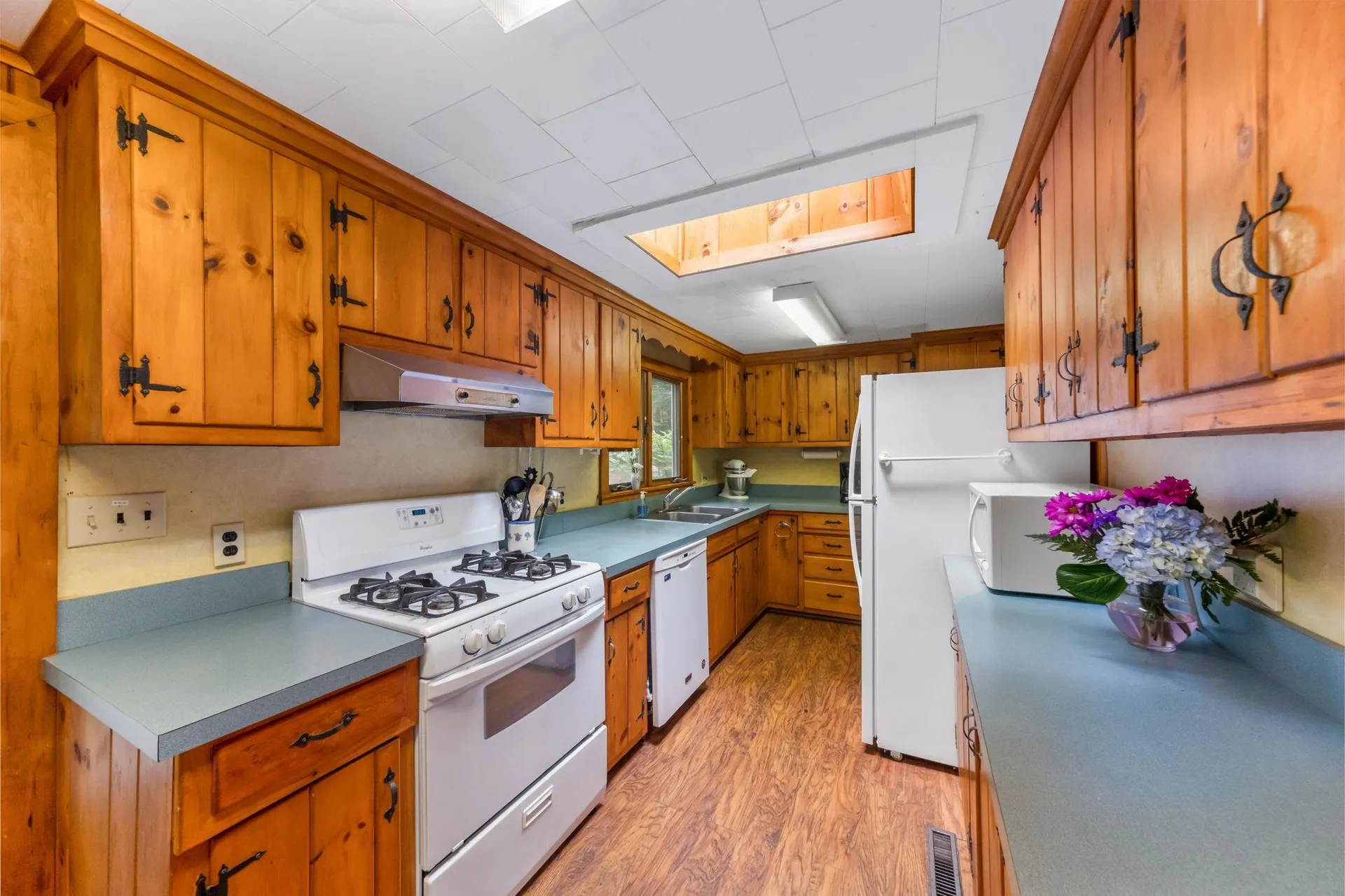 24 Boulder Lane Moultonborough NH 03254-4845
