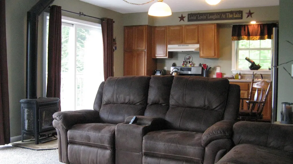 19 Barbara Drive Alton NH 03809