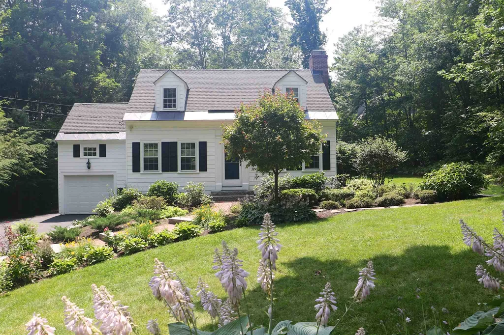 11 Thayer Pond Road Concord NH 03301