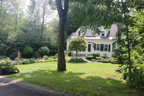 11 Thayer Pond Road Concord NH 03301
