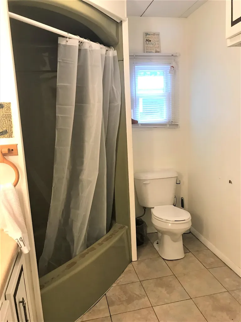 4 Ash Court Seabrook NH 03874