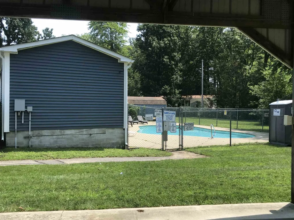 4 Ash Court Seabrook NH 03874