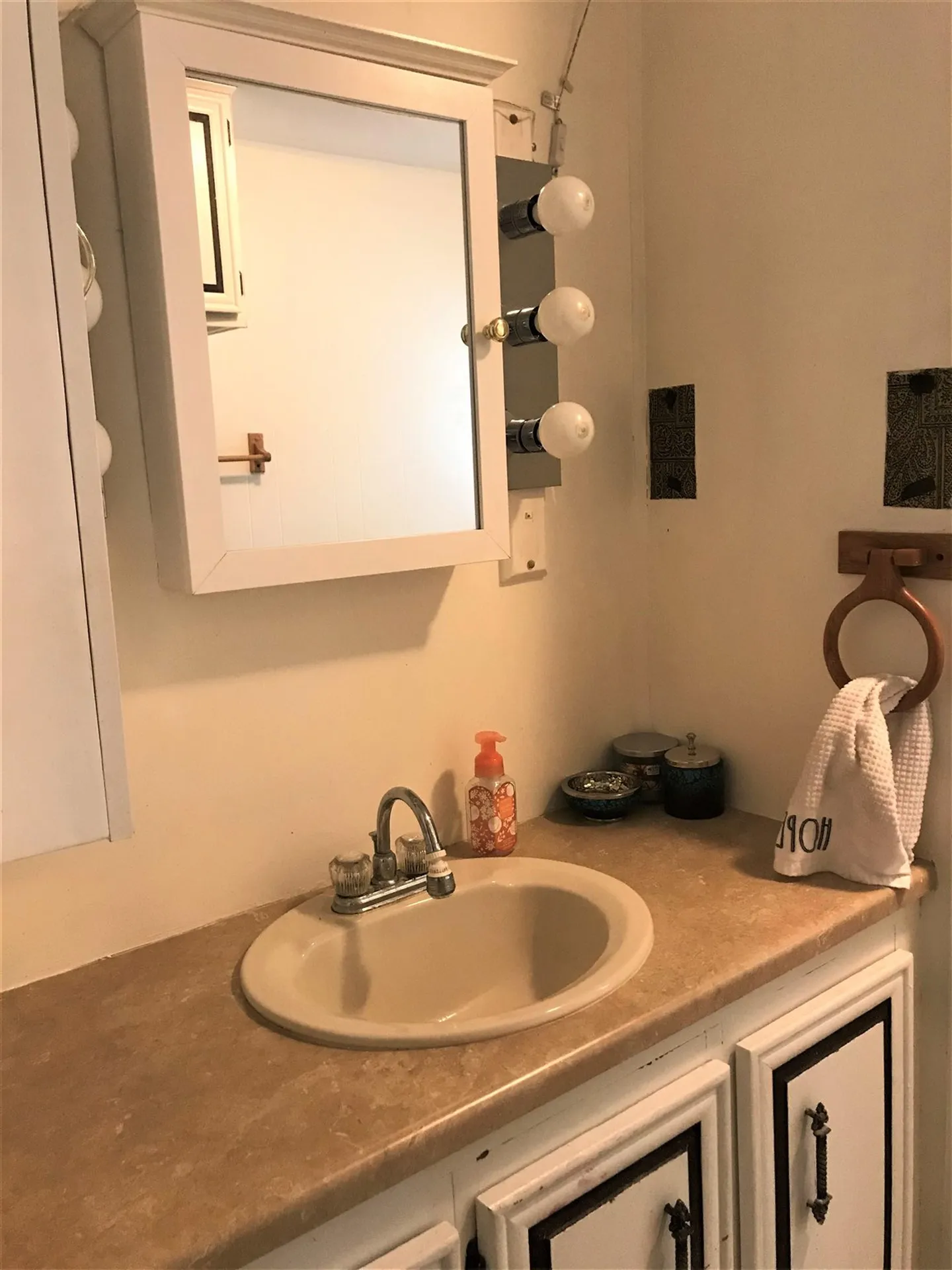 4 Ash Court Seabrook NH 03874