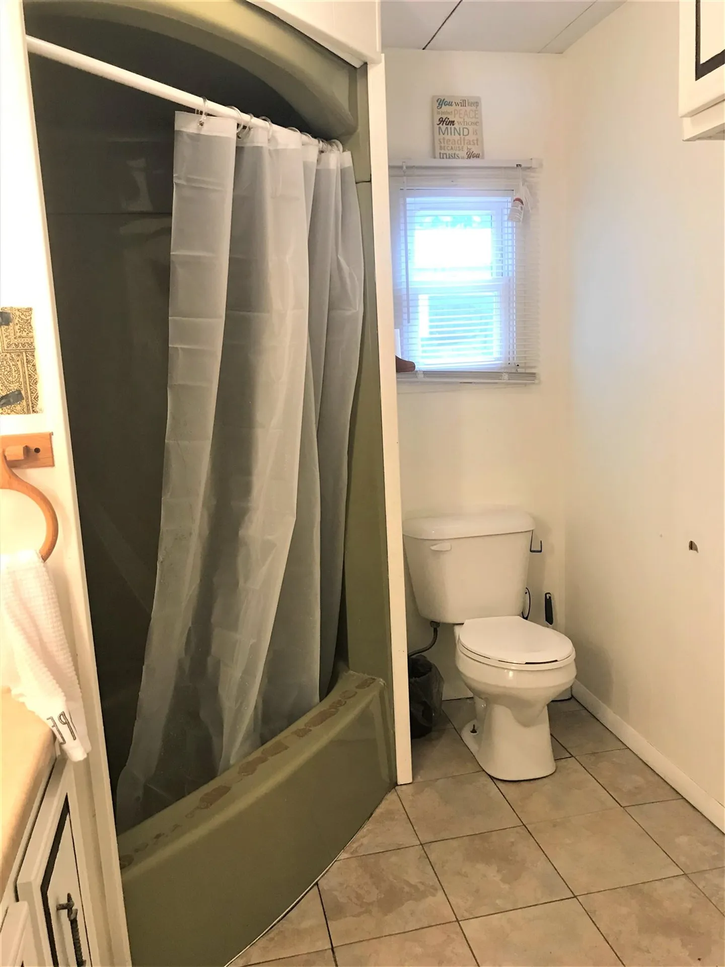4 Ash Court Seabrook NH 03874