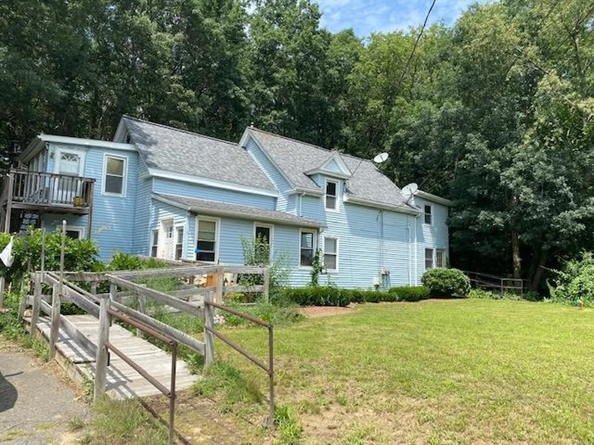 19 Blossom Road Plaistow NH 03865