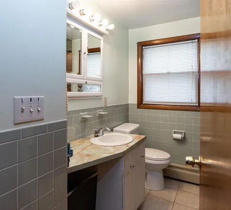 392 Beacon Street Manchester NH 03103