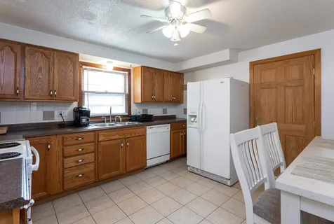 392 Beacon Street Manchester NH 03103