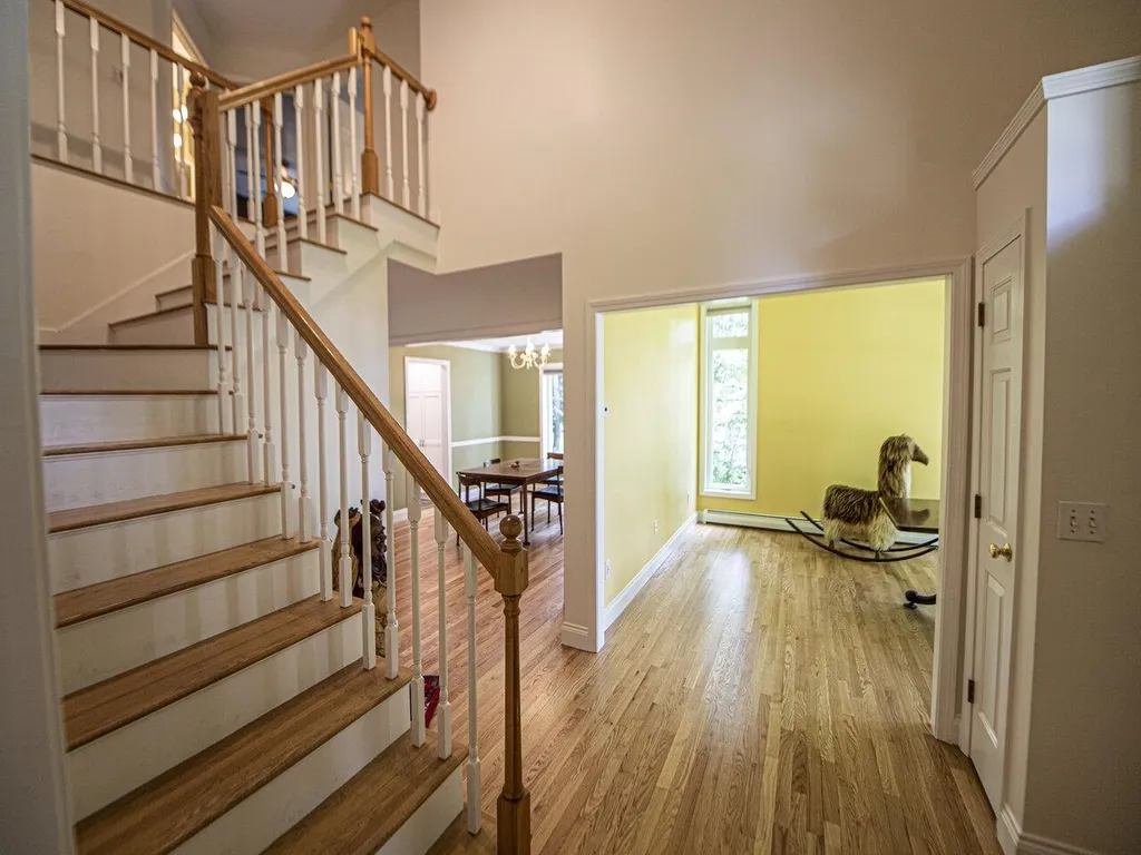 18 Lida Drive Essex VT 05452