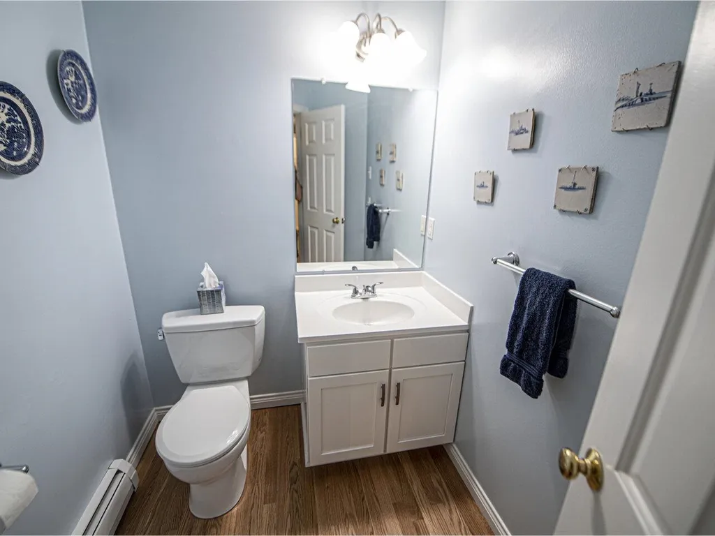 18 Lida Drive Essex VT 05452