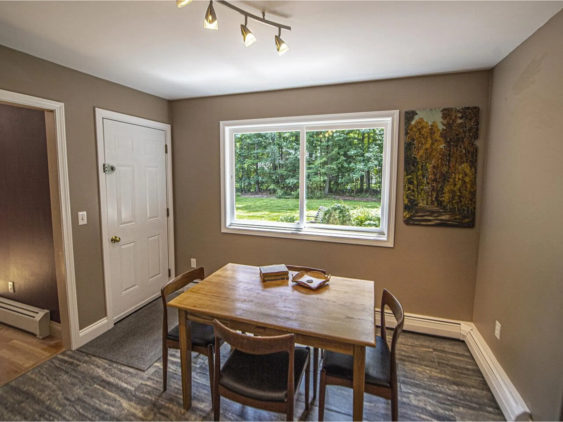 18 Lida Drive Essex VT 05452