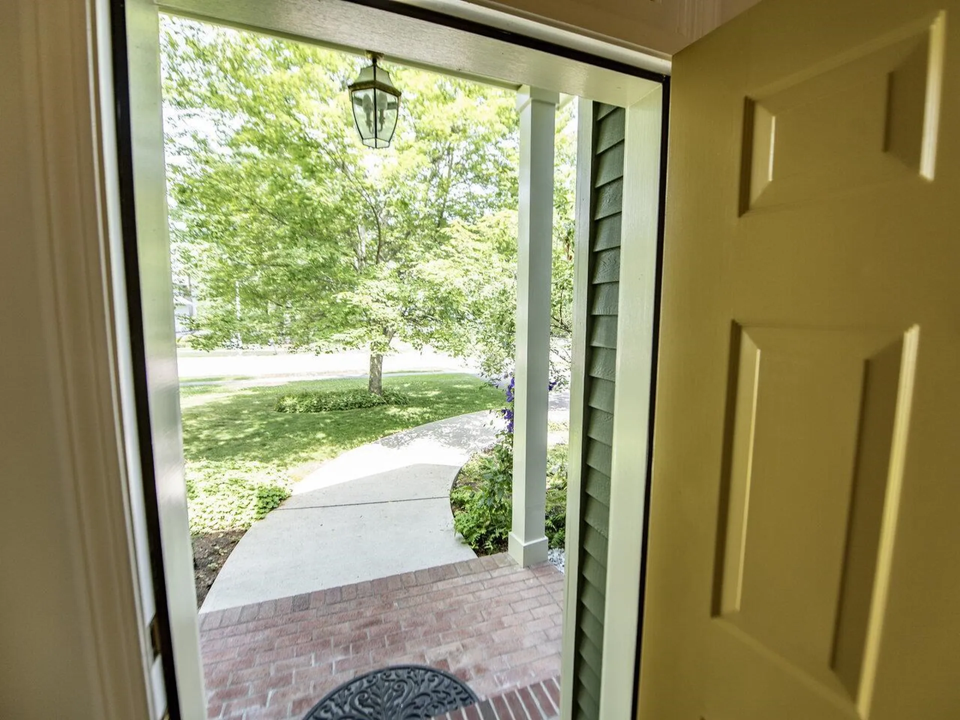 18 Lida Drive Essex VT 05452