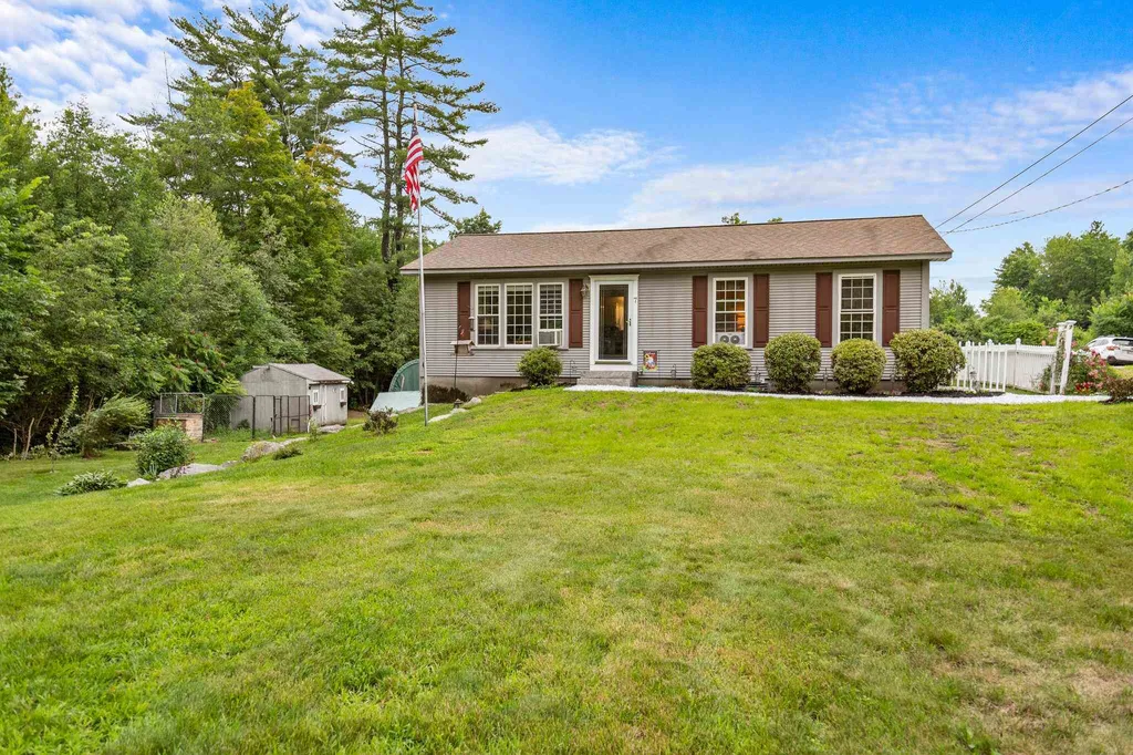 7 Fox Hollow Drive Weare NH 03281