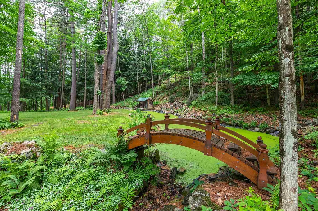 408 Hawk Pine Road Norwich VT 05055