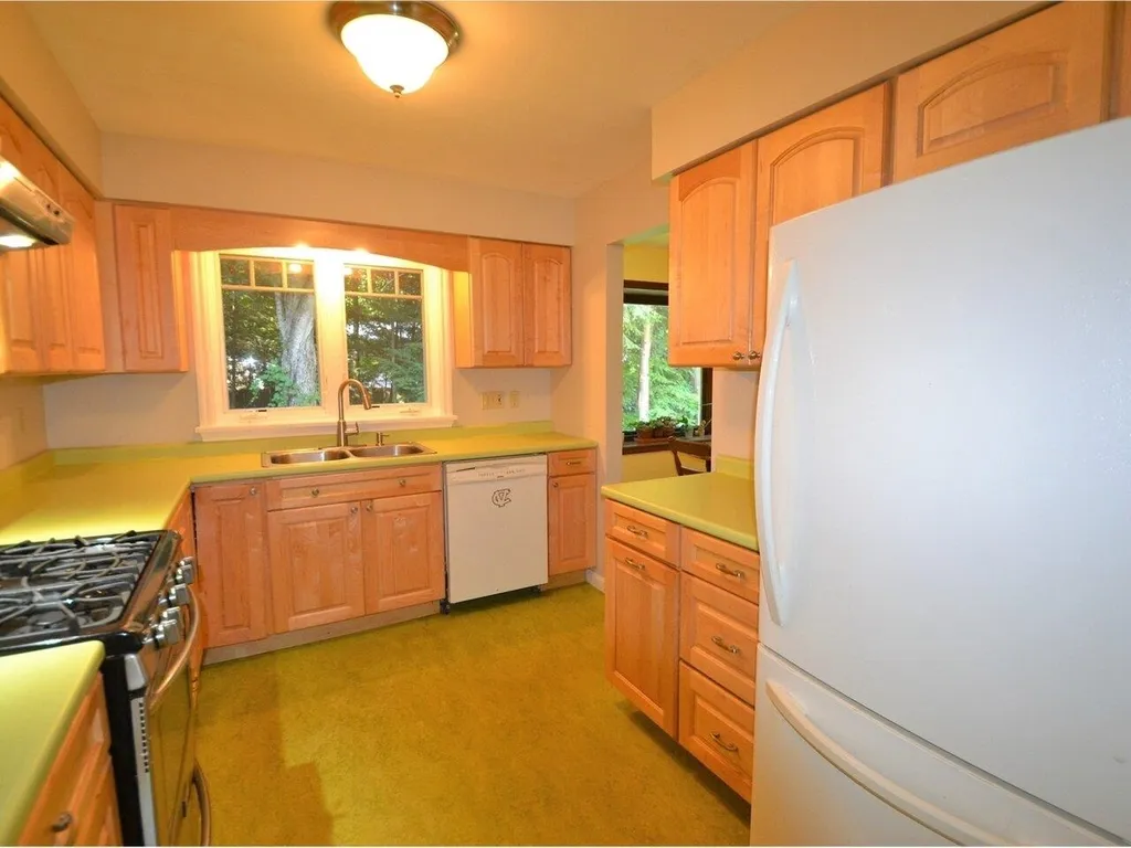 120 Heritage Lane Shelburne VT 05482