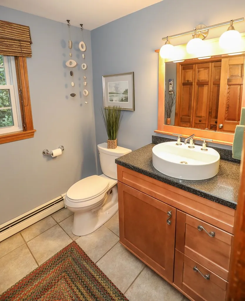 5 Fiddlers Ridge Road Londonderry NH 03053