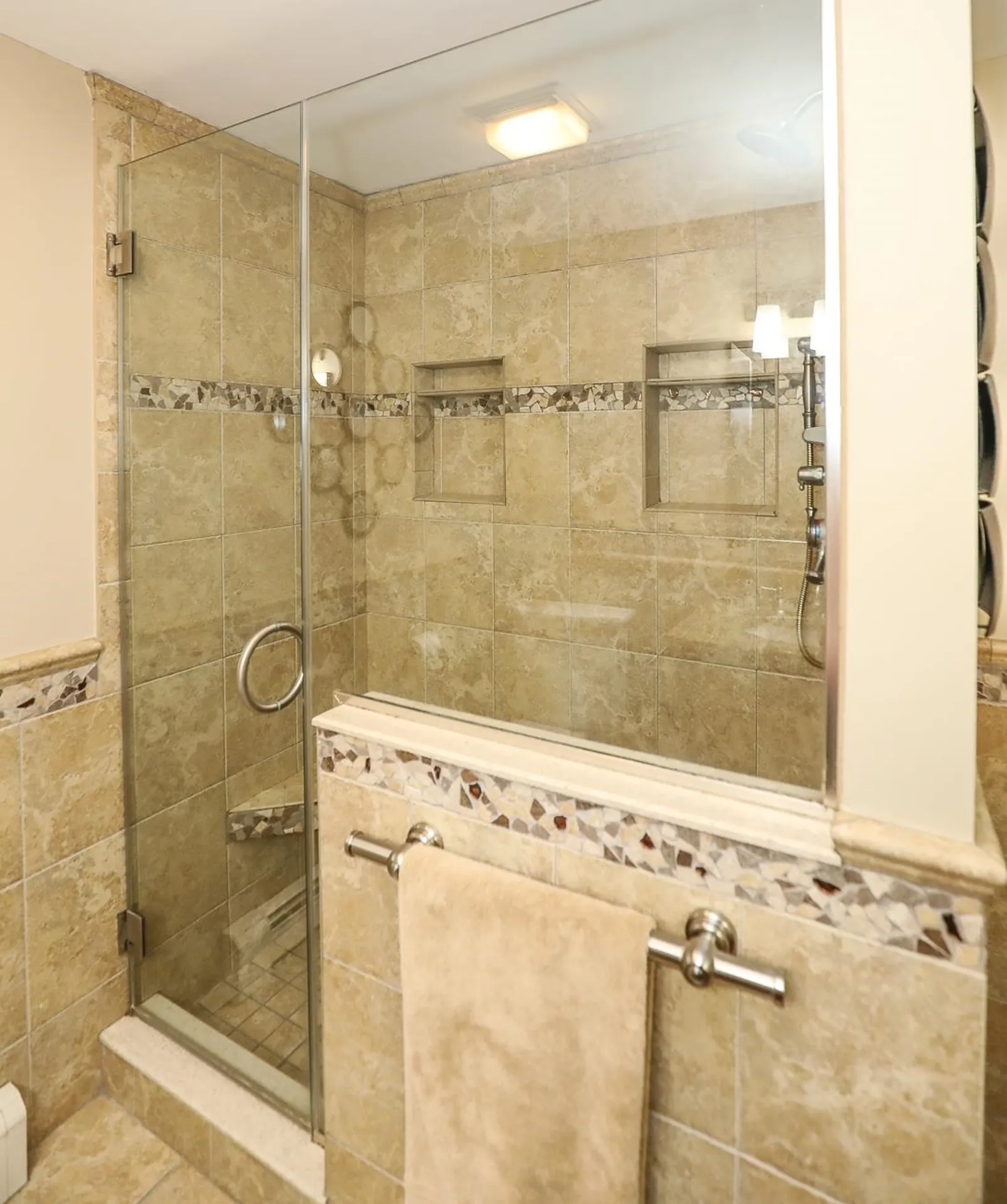 5 Fiddlers Ridge Road Londonderry NH 03053