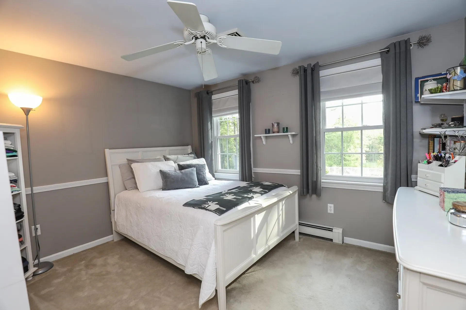 5 Fiddlers Ridge Road Londonderry NH 03053