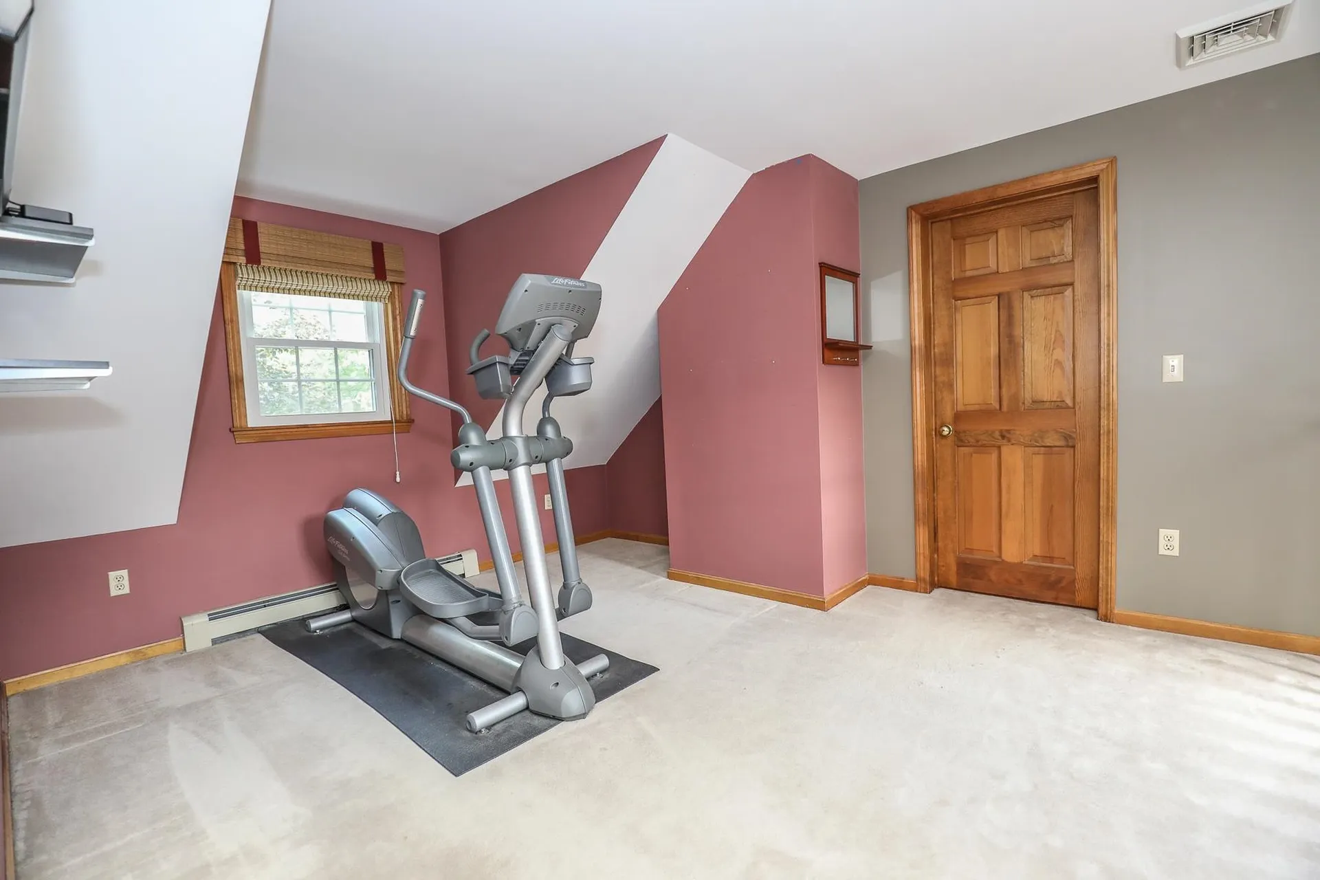 5 Fiddlers Ridge Road Londonderry NH 03053