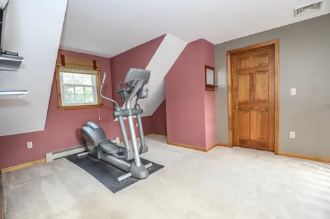 5 Fiddlers Ridge Road Londonderry NH 03053
