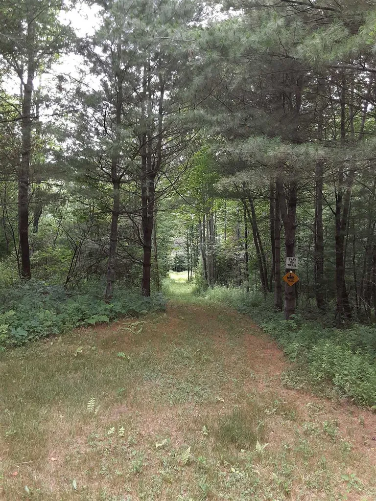 Middle Road Barre Town VT 05641