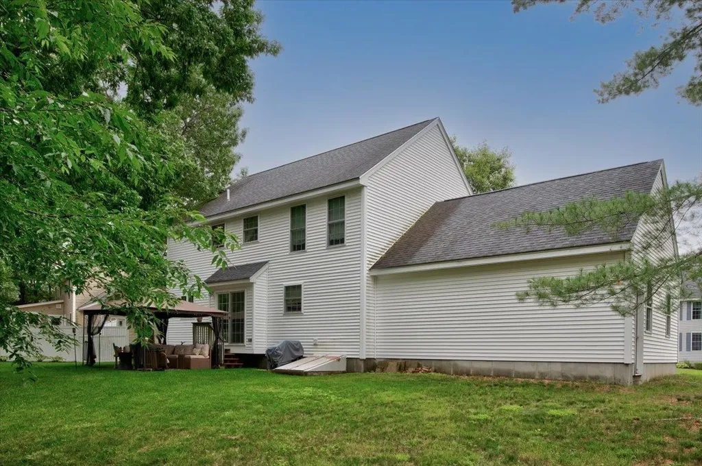 7 Lenox Street Somersworth NH 03878