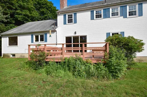 8 Hayes Lane Dover NH 03820